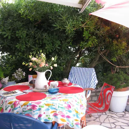 Charming Location Near The Beach Maison d'hôtes *